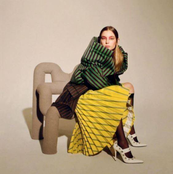 Our Gems - Phil Zen Design  - Best 2023 Home Office Chairs Desk & Decor