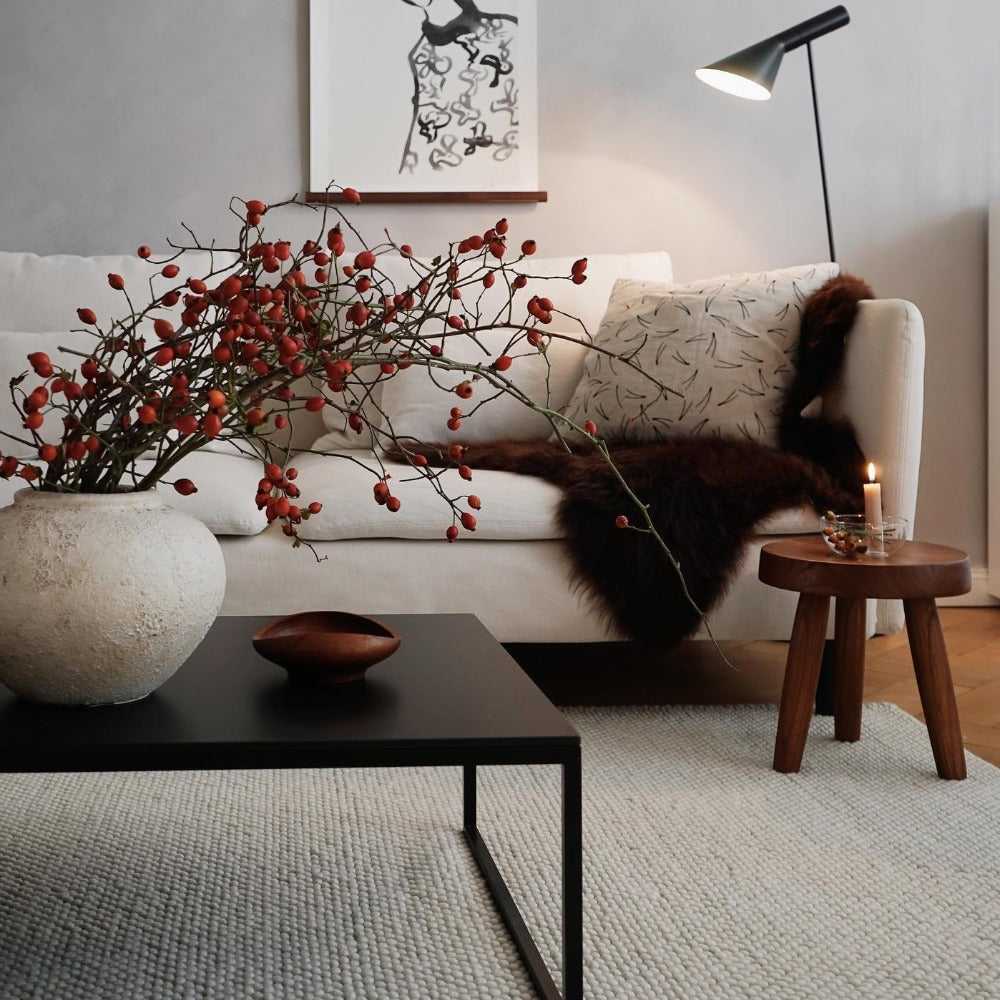 Tact Rug lifestyle living room darkgrey holiday season setup