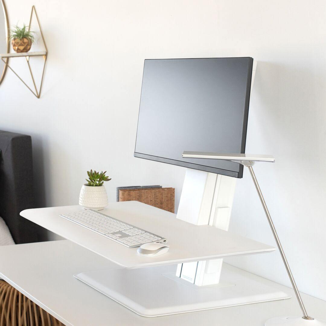 Horizon 2.0 Lamp - Best 2023 Home Office Chairs Desk &amp; Decor
