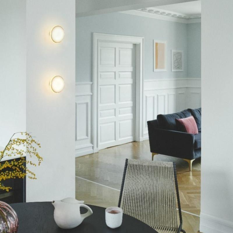 ØS1 Smart Wall Lamp - Best 2023 Home Office Chairs Desk & Decor