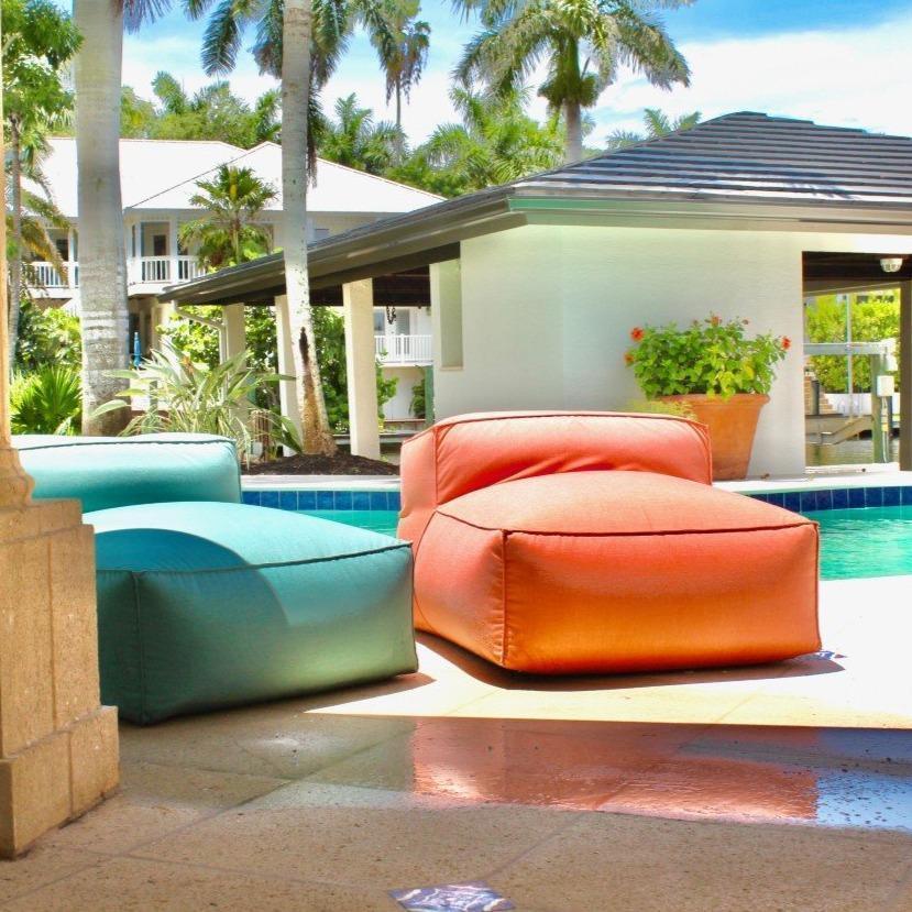 Spazio Center Armless - Best 2023 Home Office Chairs Desk & Decor